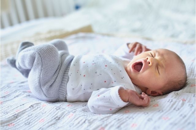 Bebeklerde Büyüme Atakları ve Uyku Döngüsünü Koruma Yolları